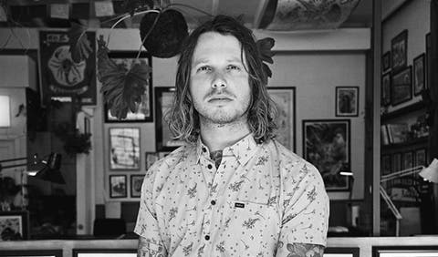 Hand Poke Tätowierer Richard Moir Kapstadt