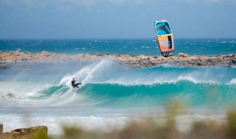 HIgh Five Kite Schule Table View